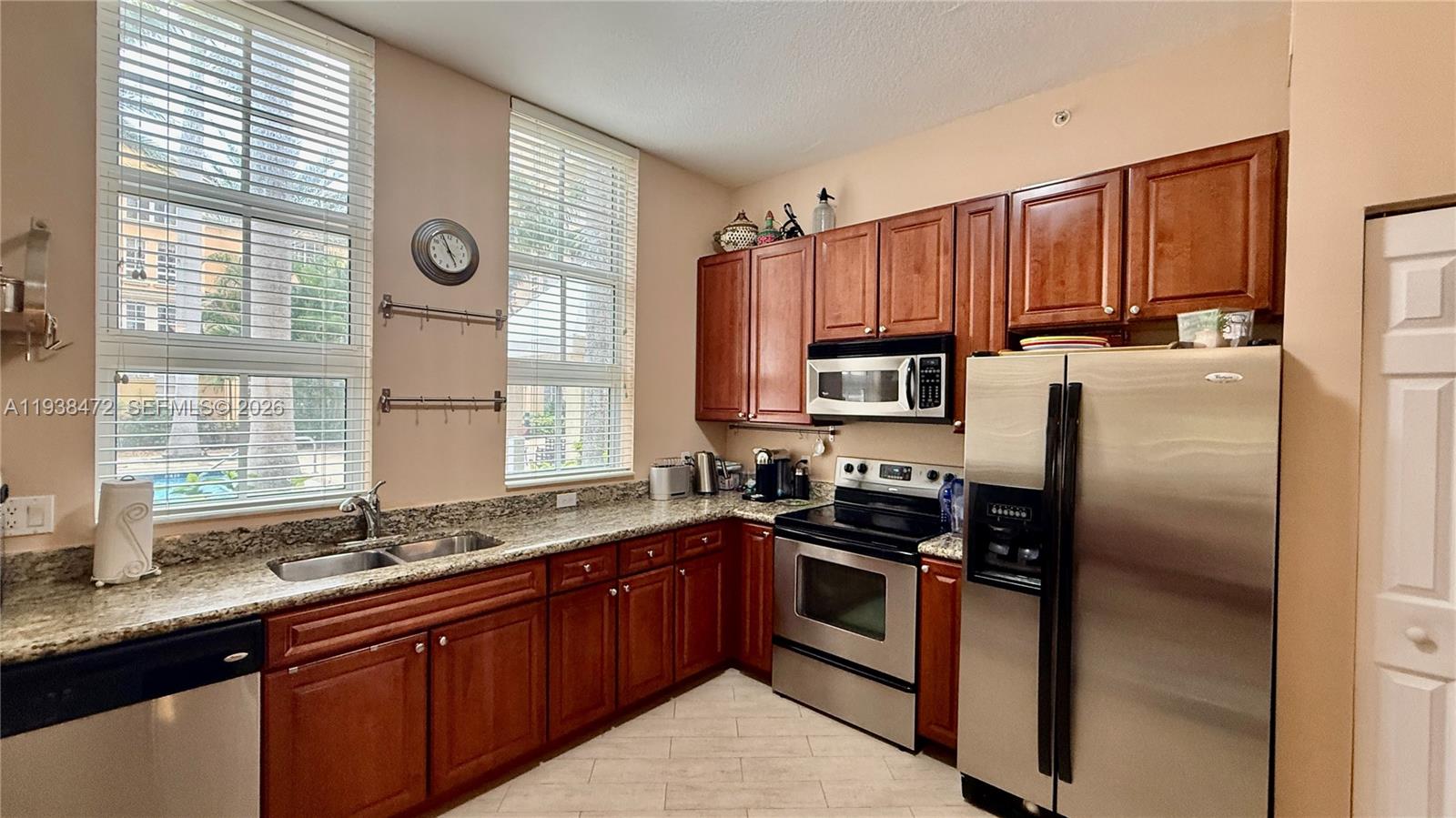 ALAQUA CONDO - Residential