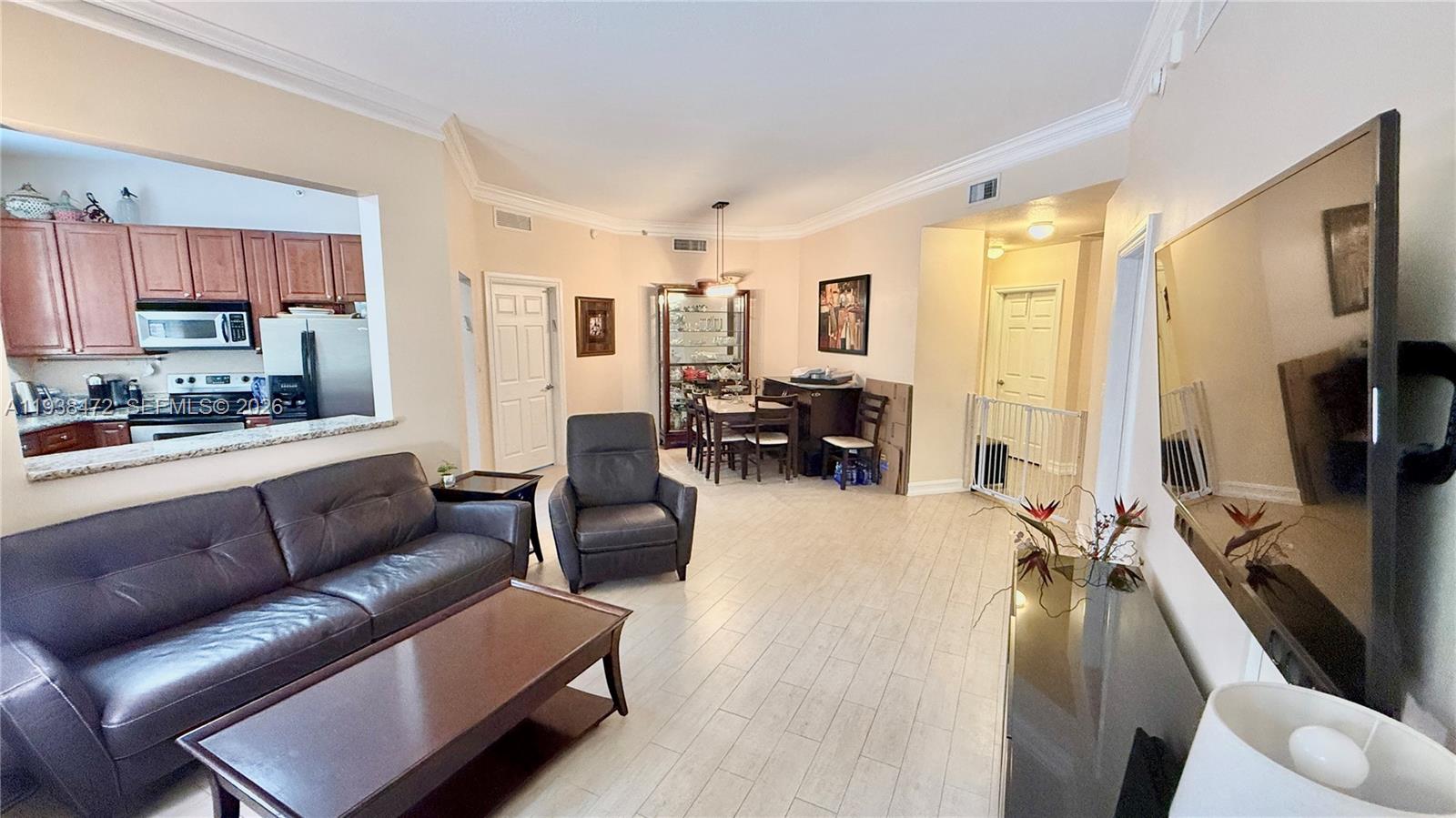 ALAQUA CONDO - Residential