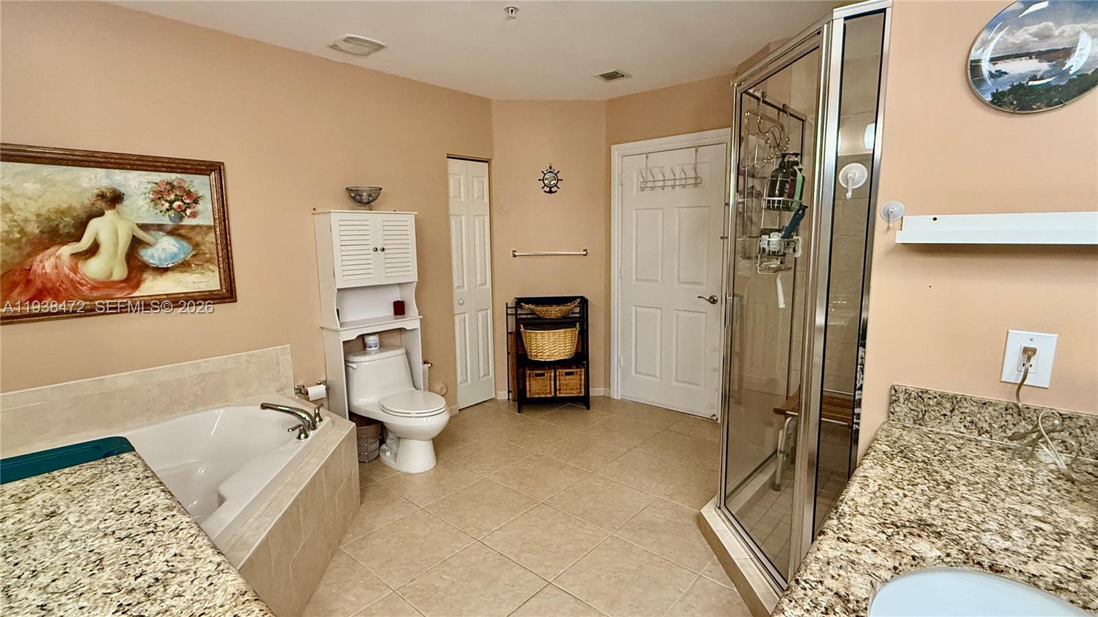 ALAQUA CONDO - Residential