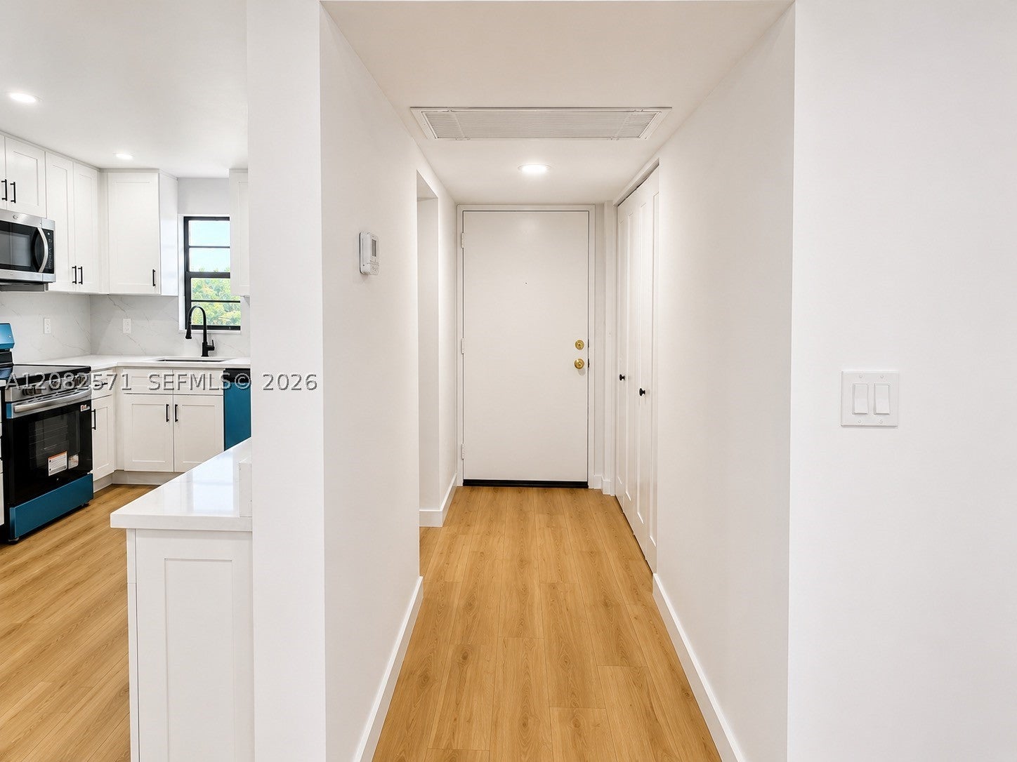9233 SW 8th St 207, Boca Raton FL 33428