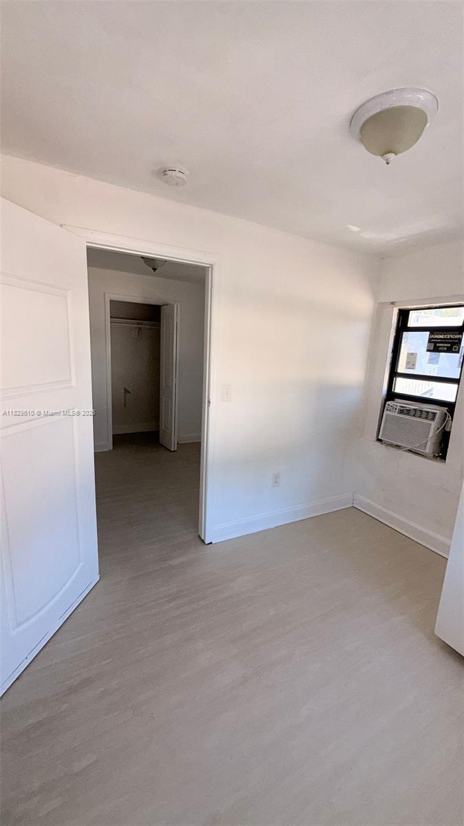 1140 NW 4th St 5