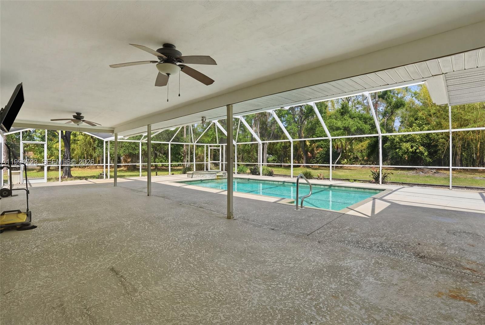 BRIARCLIFF - Residential