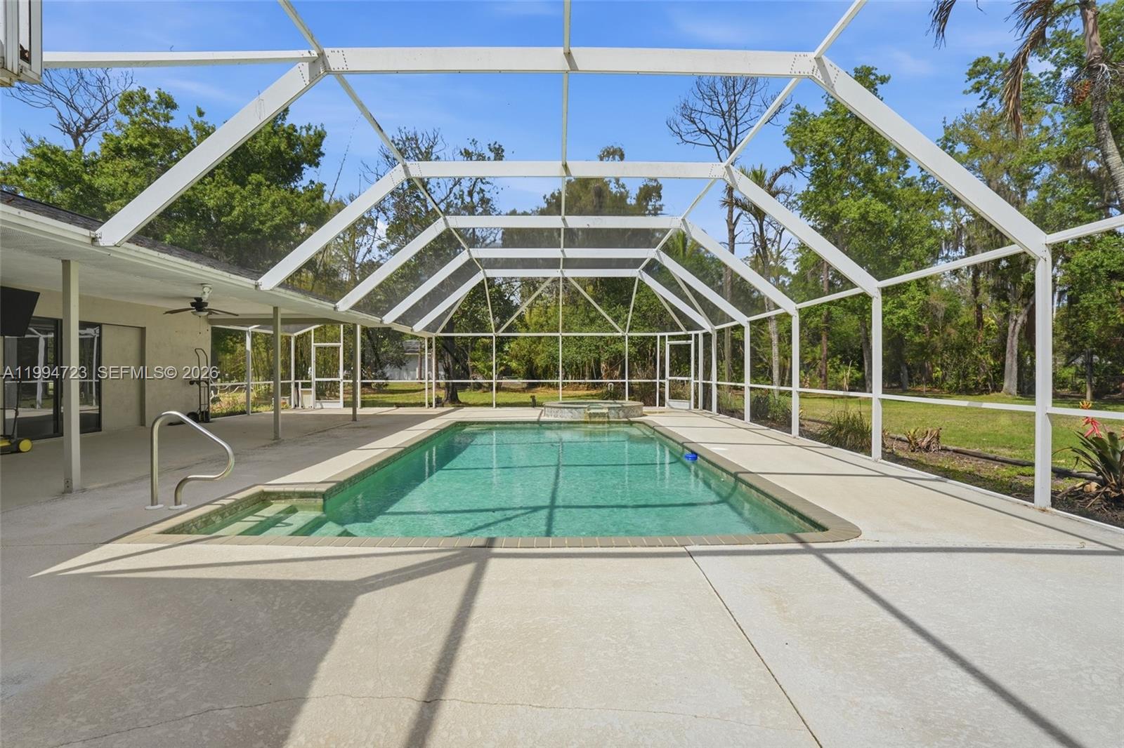 BRIARCLIFF - Residential