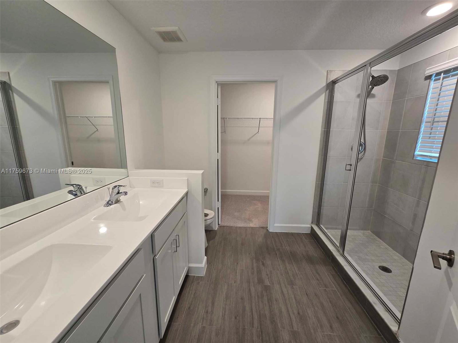 MEDITERRANEA - Residential Lease
