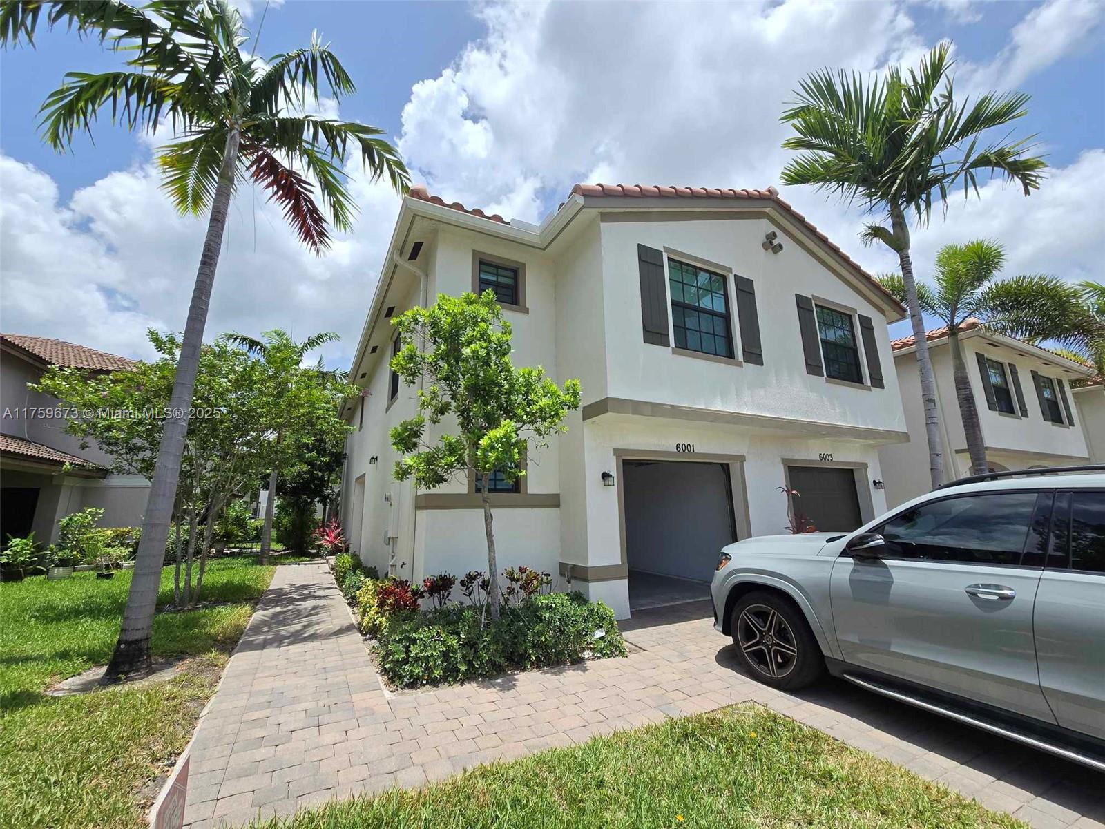 Great location. Corner unit. 3 bed 2.5 bath 2 story townhouse with garage. Close to the shopping, restaurants. Easy access to I-95 and Florida's Turnpike. Arbor Parc is a beautiful gated community boasting exceptional amenities, including a clubhouse.