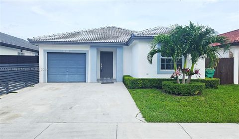 14315 SW 177th Ter . Miami FL 33177