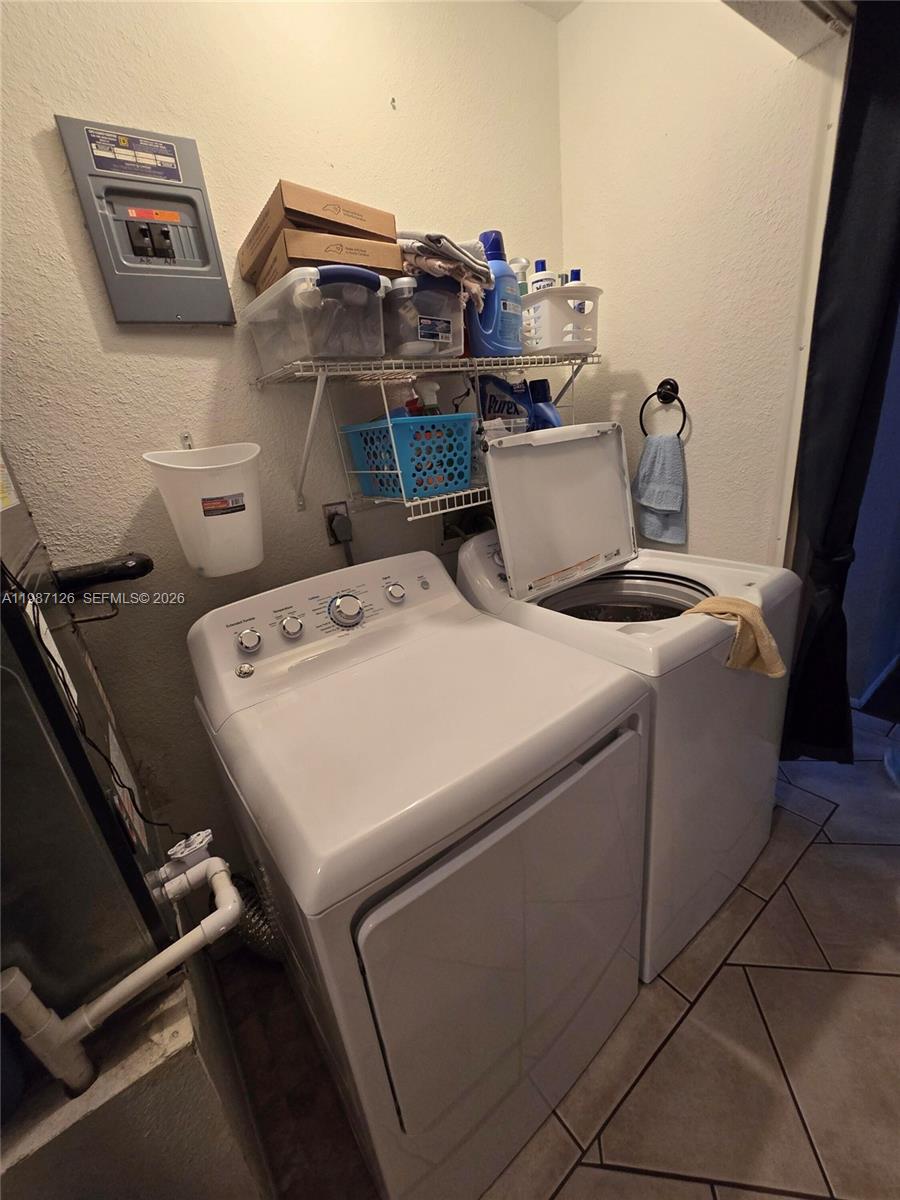 Port Charlotte - Residential