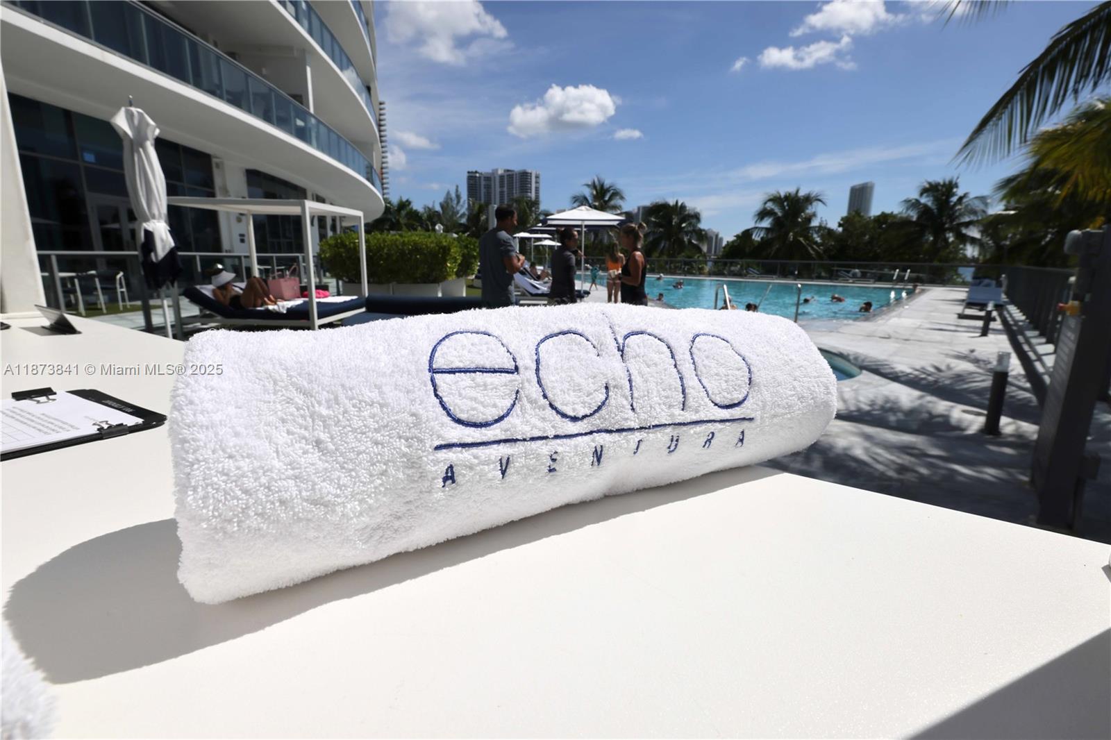 ECHO CONDO - Residential