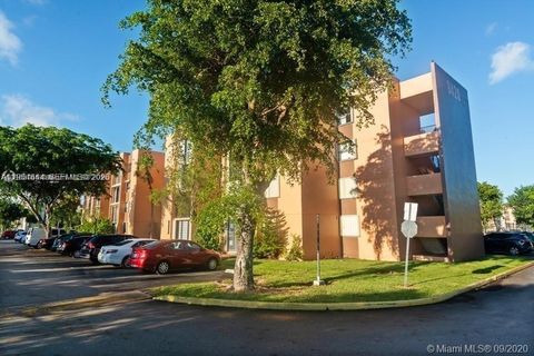 9431 SW 4th St 201 Miami FL 33174