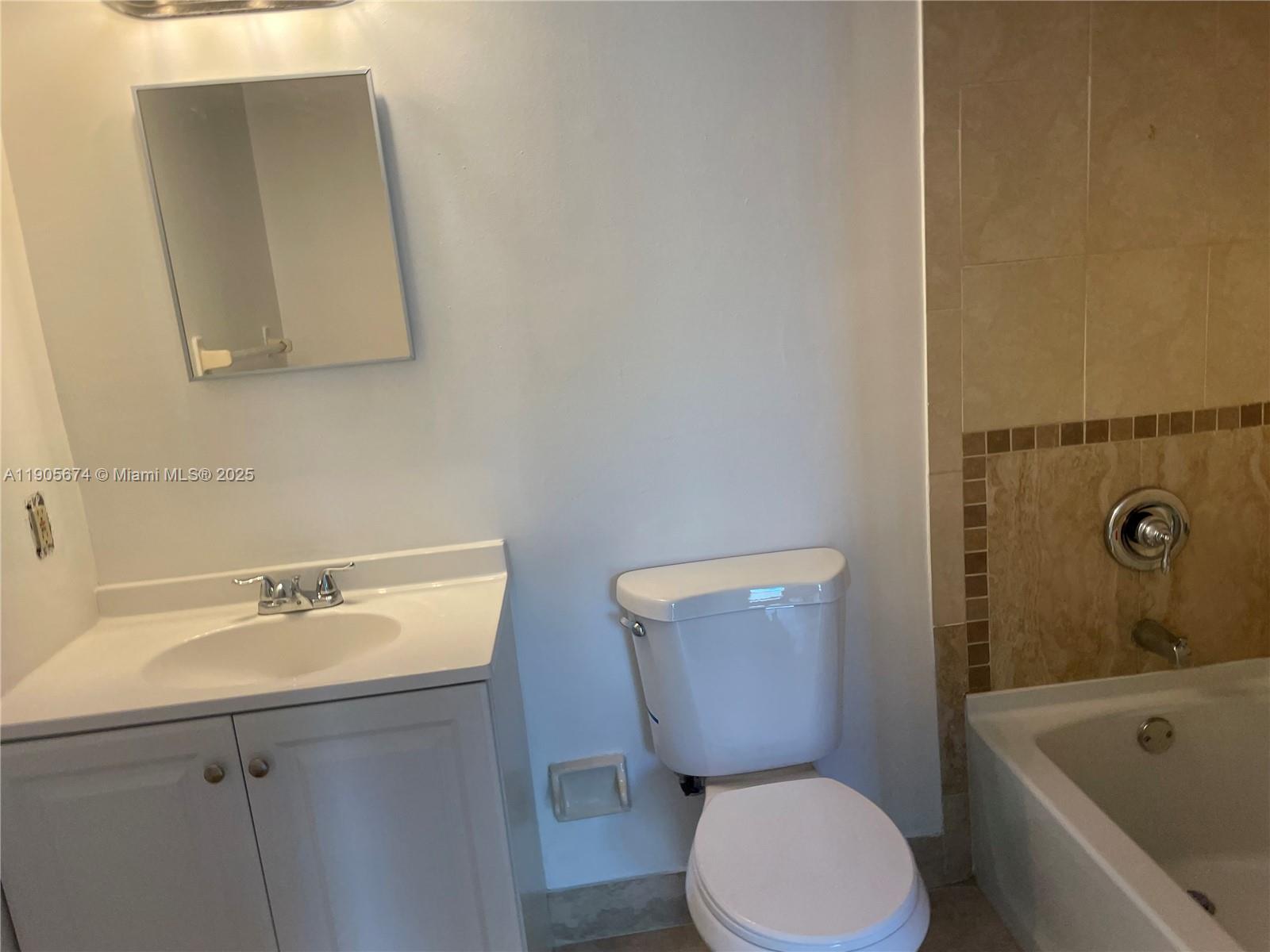 INTERNATIONAL TOWERS COND - Residential Lease