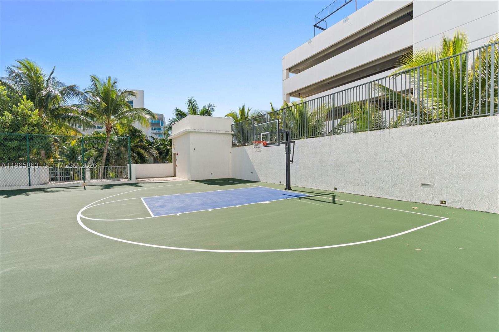 UPTOWN MARINA LOFTS CONDO - Residential