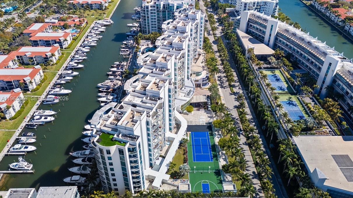 3029 NE 188th St 1019