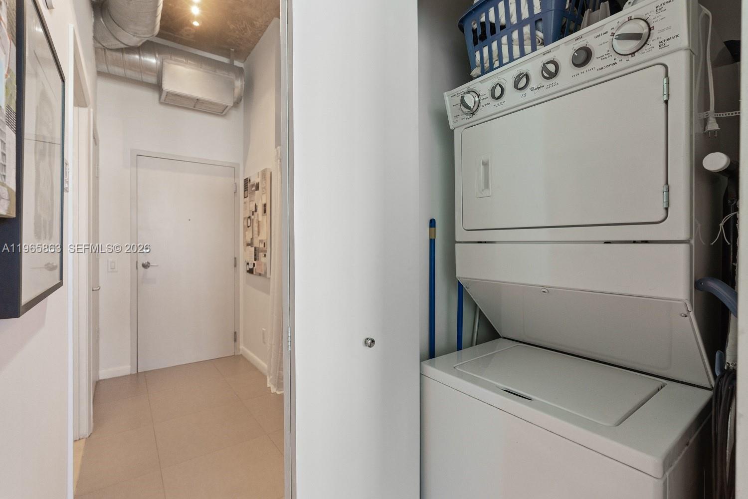 UPTOWN MARINA LOFTS CONDO - Residential