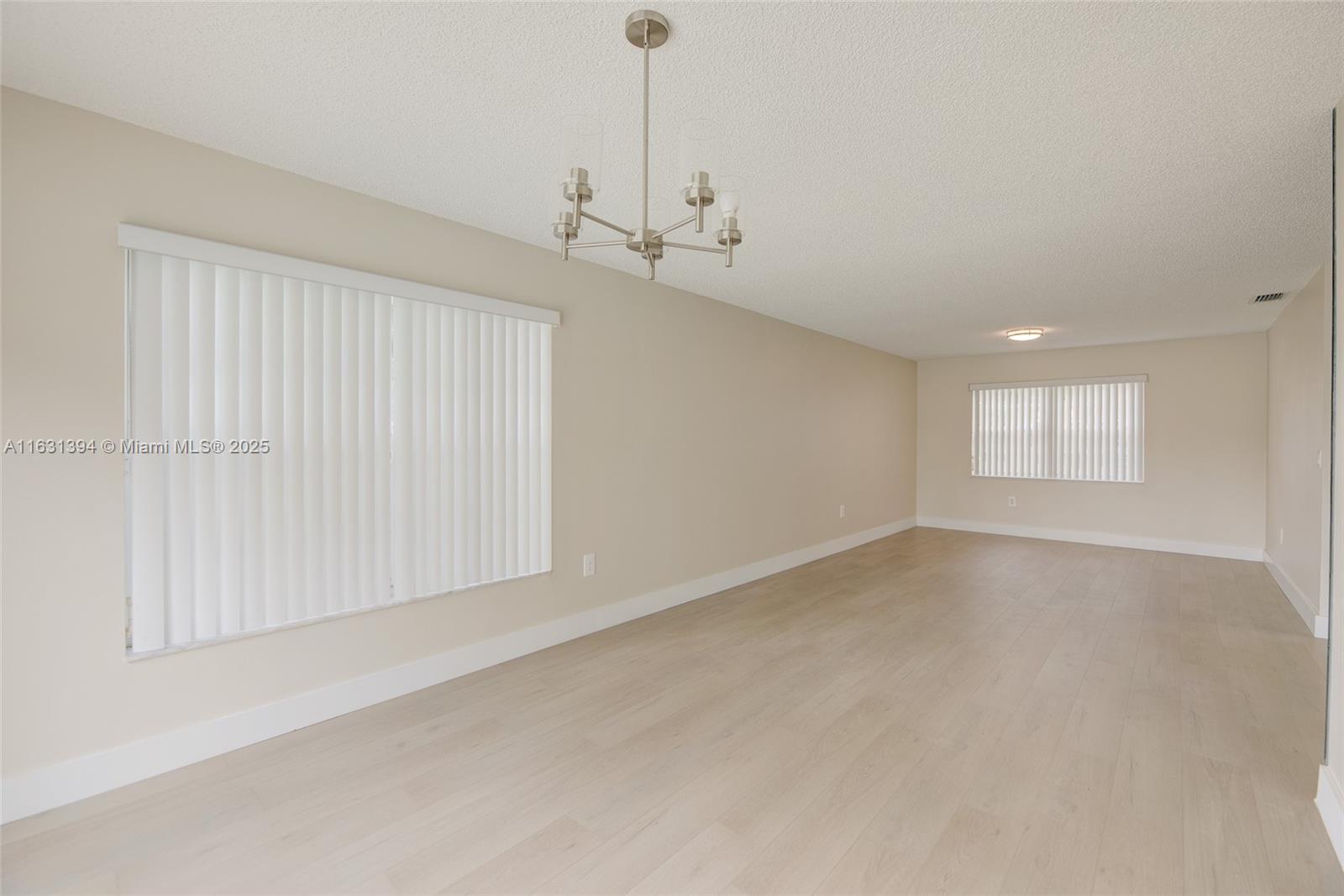 SAWGRASS PLANTATION - Residential