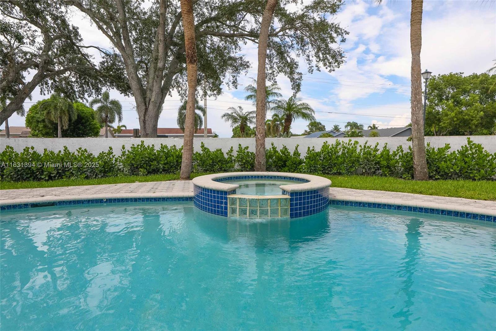 SAWGRASS PLANTATION - Residential