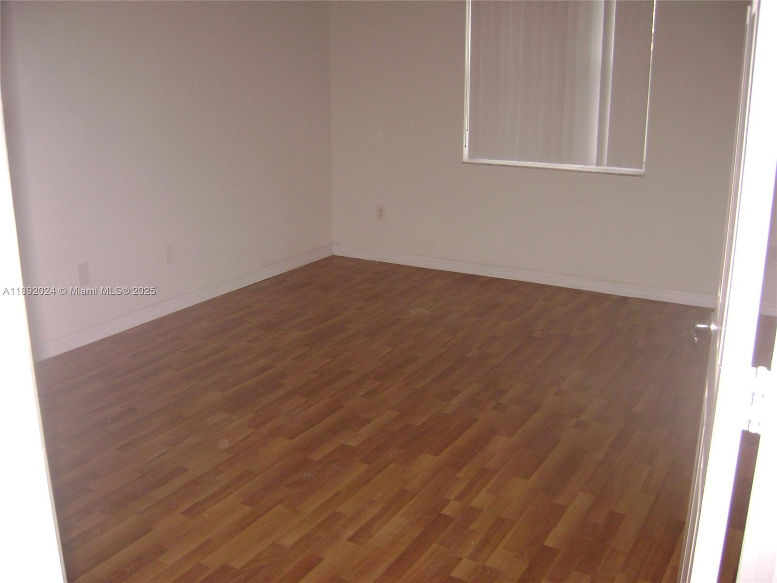 LA VIA CONDO - Residential Lease