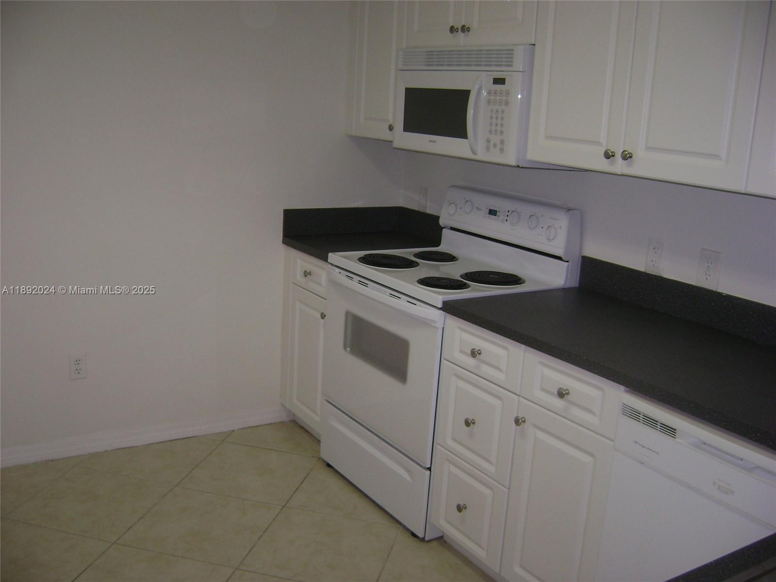 LA VIA CONDO - Residential Lease