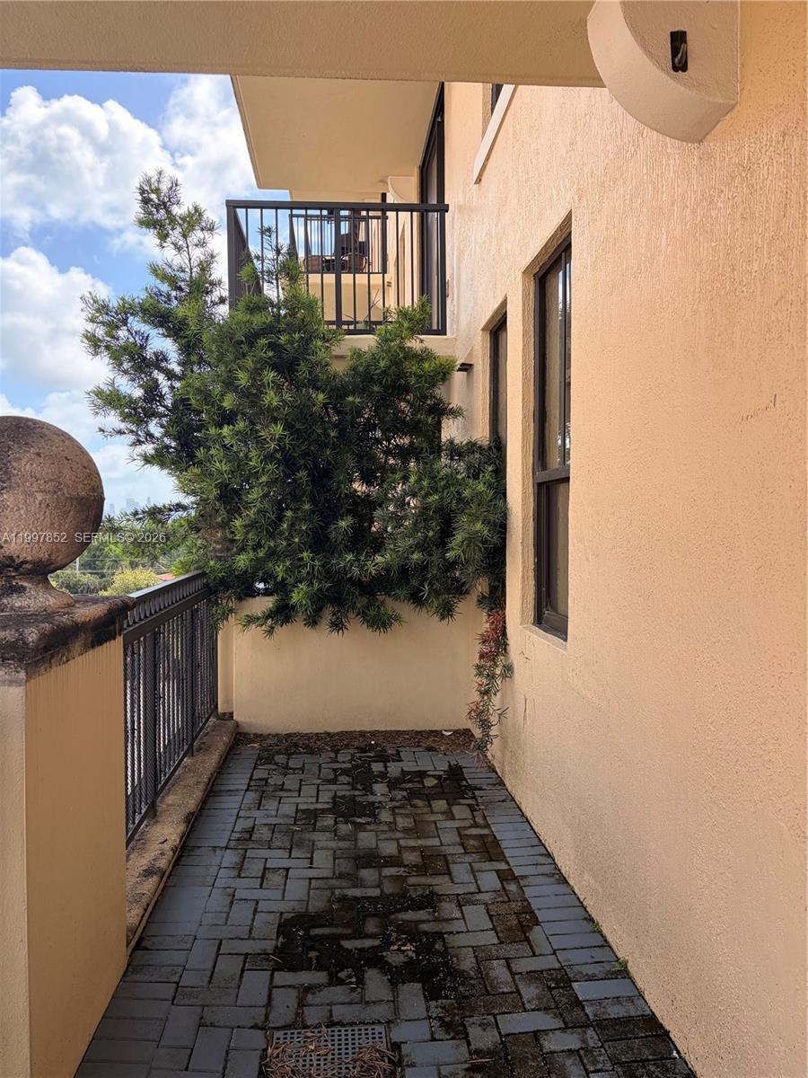 55 MERRICK CONDO - Residential Lease