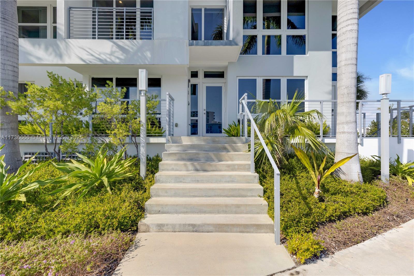 29 N Shore Dr 29