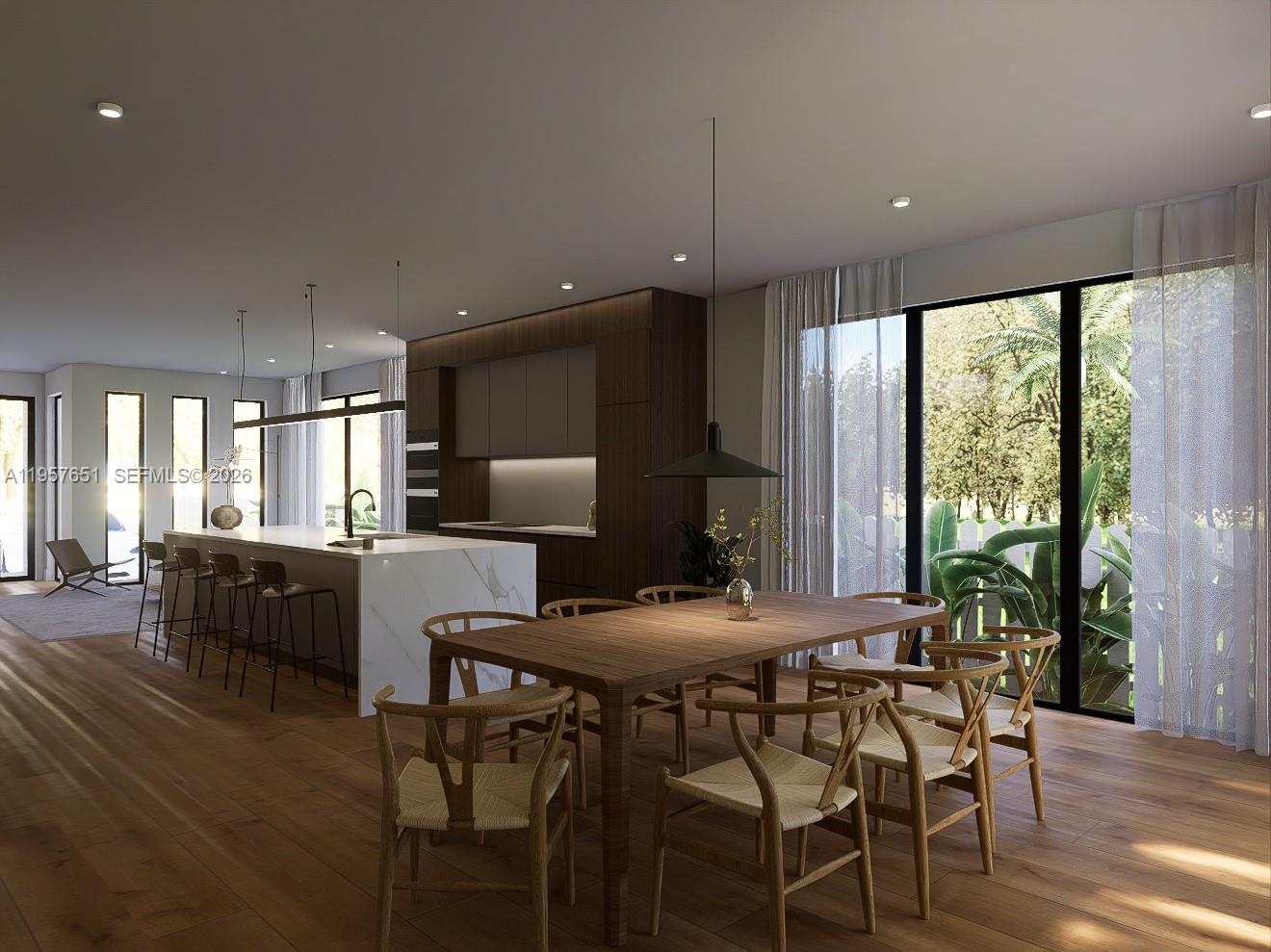 HOLLYWOOD TERRACE - Residential