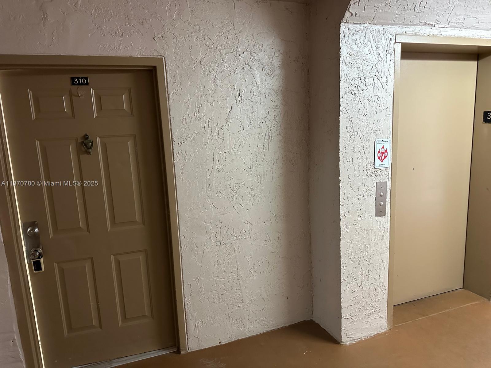 Beautifully maintained 2-bedroom, 2-bathroom. Includes one assigned parking space plus guest parking. Secure community with 1 pool, gym, clubhouse, and amenities. Ideally located near shops, dining, highways, and top-rated schools. Excellent investment—leased at $2,000/month until September 15, 2026.