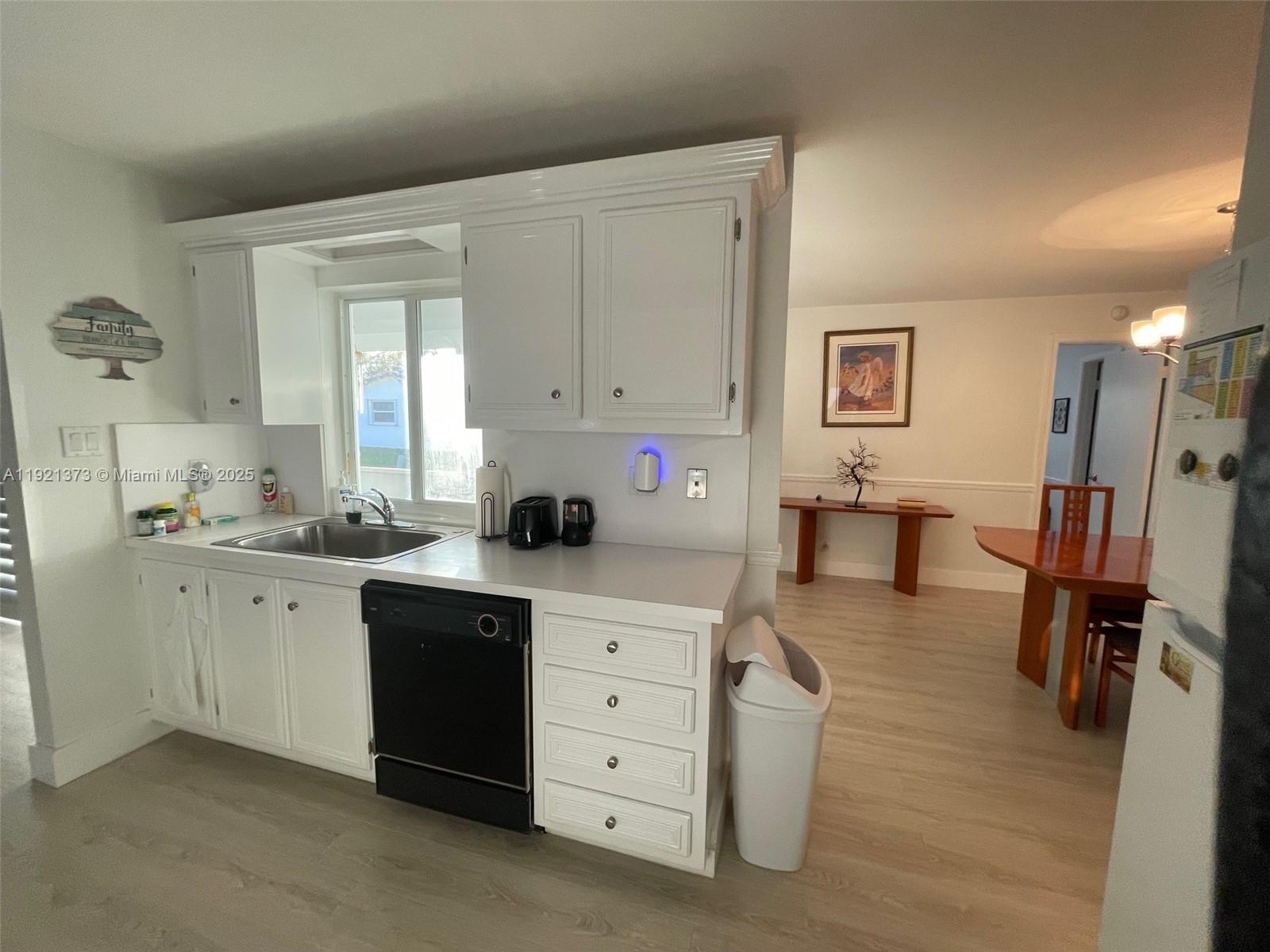 LAUDERDALE WEST 3 SEC - Residential