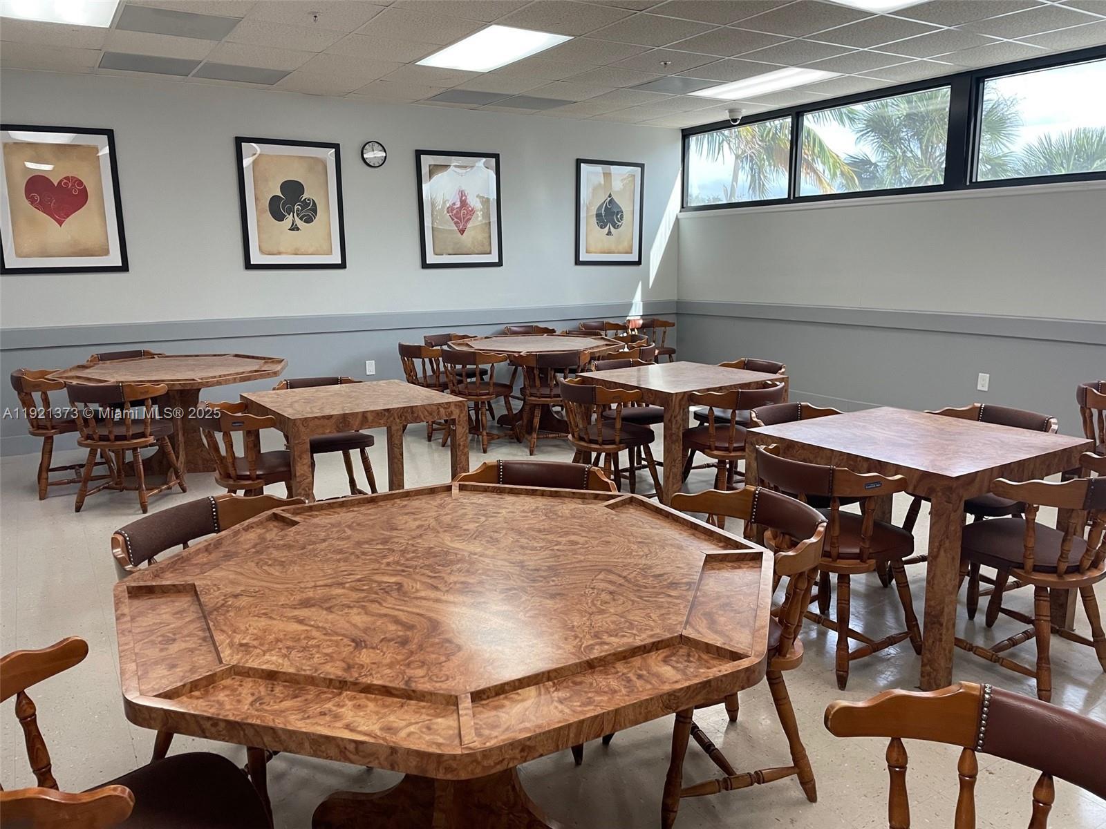 LAUDERDALE WEST 3 SEC - Residential