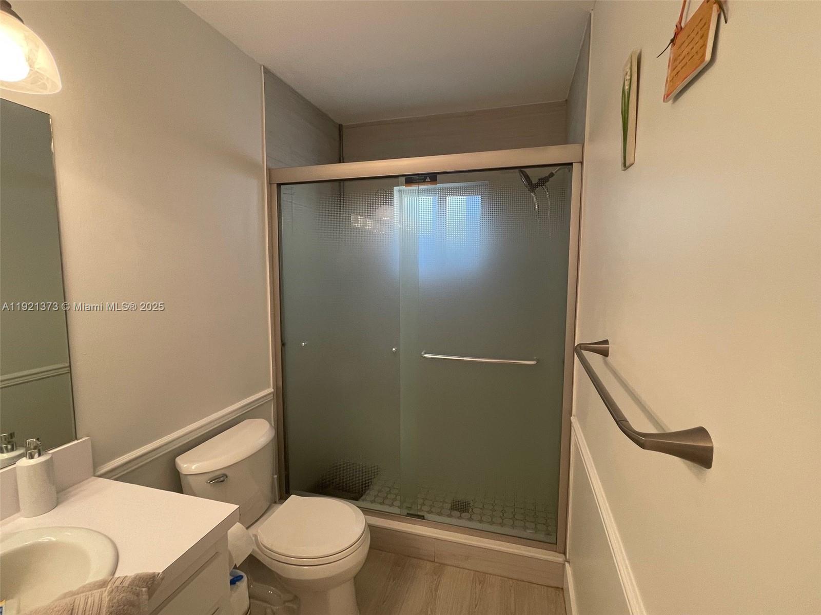 LAUDERDALE WEST 3 SEC - Residential