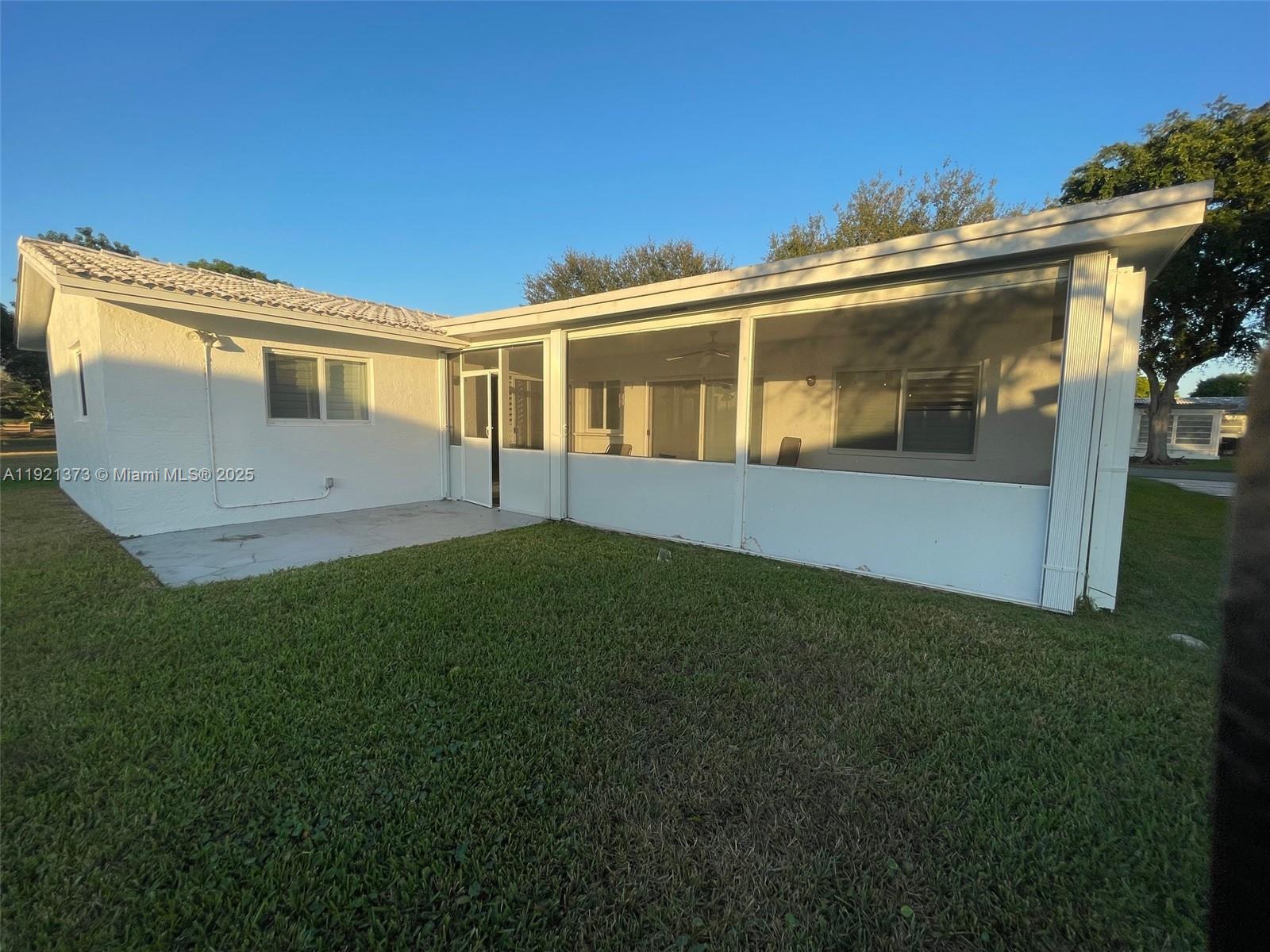 LAUDERDALE WEST 3 SEC - Residential