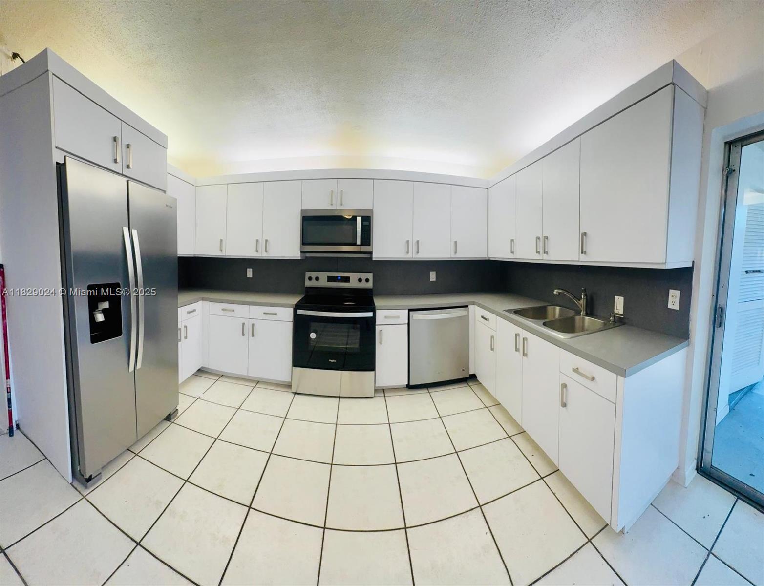 PRIVATE WASHER/DRYER - East Pompano large 1/1 available for rent. Screened in patio area, and PRIVATE BACKYARD SPACE, perfect for anyone with a pup. Pets welcome but must have all shots up-to-date and please refer to listing agent re breed/restrictions. Over 800 SF unit, so it’s a big1/1. Private carport for 1 car. Updated kitchen with brand new oven. NO HOA or approval process. Move in immediately. $1,650/M plus $250 a month which includes water, electric, and cable (some paid channels are included). Centrally located, NE Federal Hwy. Pompano mall just across the street, LA Fitness within walking distance. Just under a mile 1/2 from the beach. First, last, and security required for move-in. Please text agent for Lock Box Code. Go and Show!
