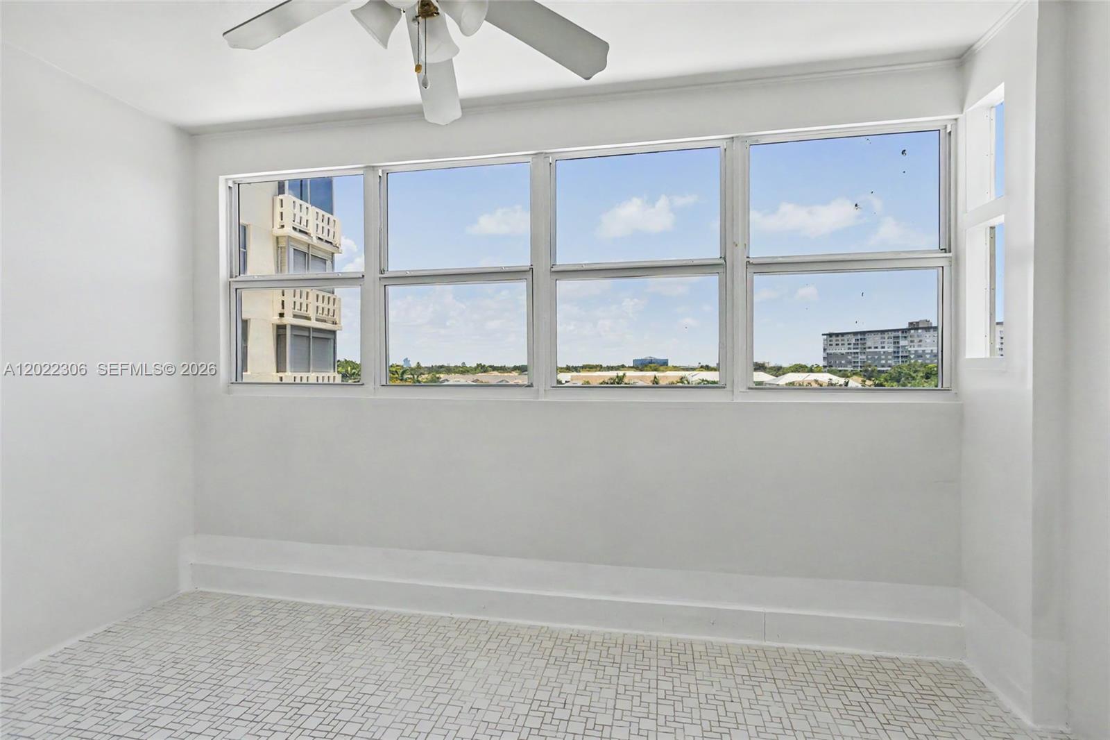 HILLCREST EAST NO 23 COND - Residential