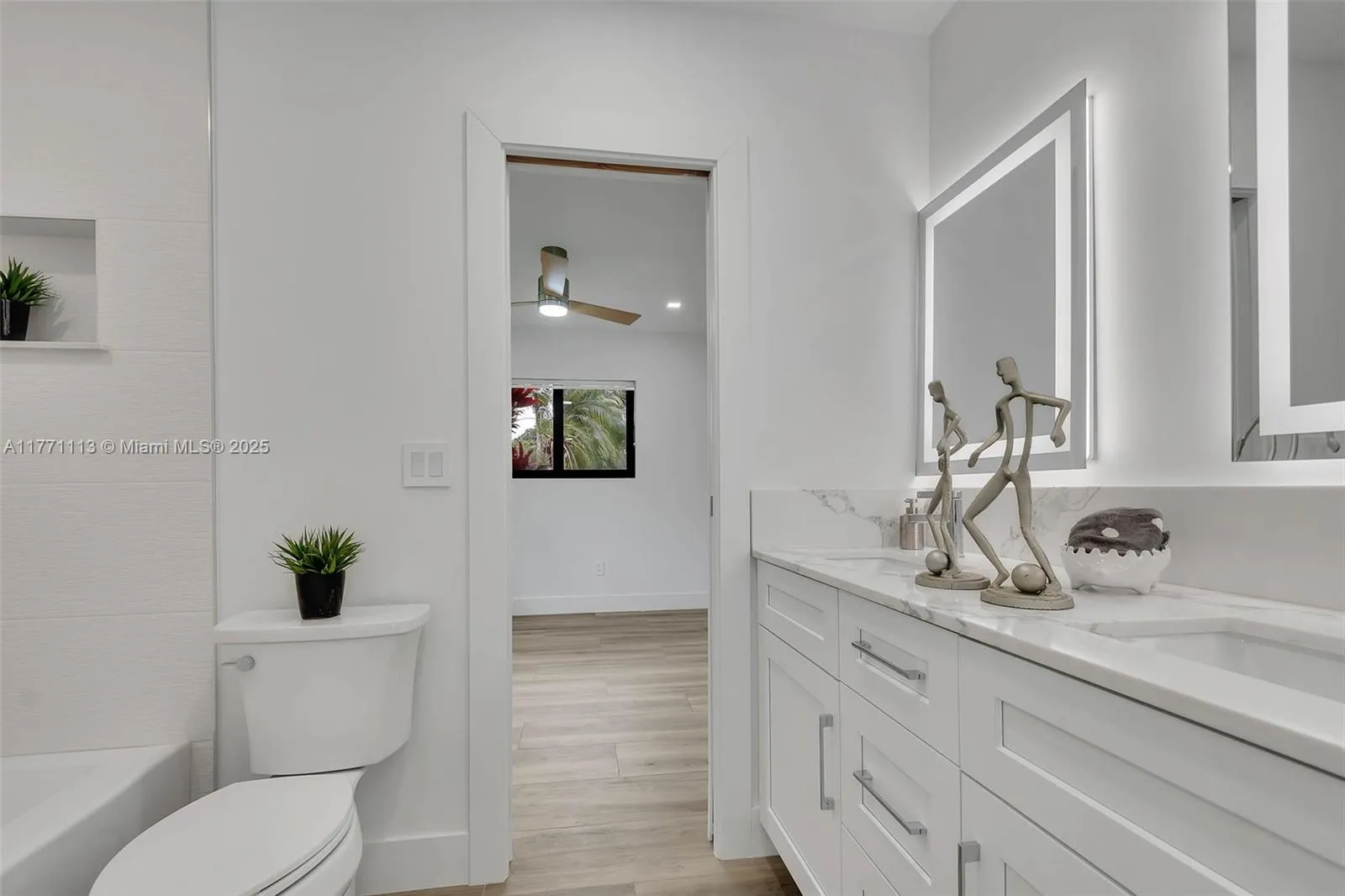 Miami, Florida 33176, United States, 4 Bedrooms Bedrooms, ,4 BathroomsBathrooms,Residential,Active,97693