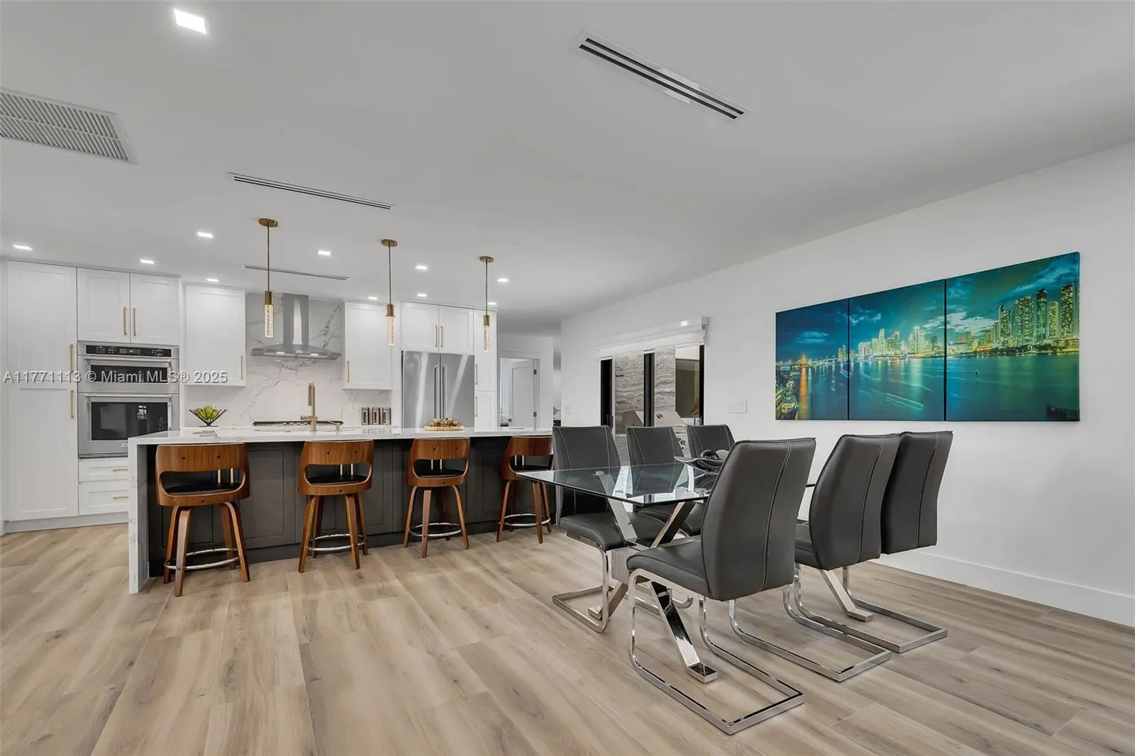 Miami, Florida 33176, United States, 4 Bedrooms Bedrooms, ,4 BathroomsBathrooms,Residential,Active,97693