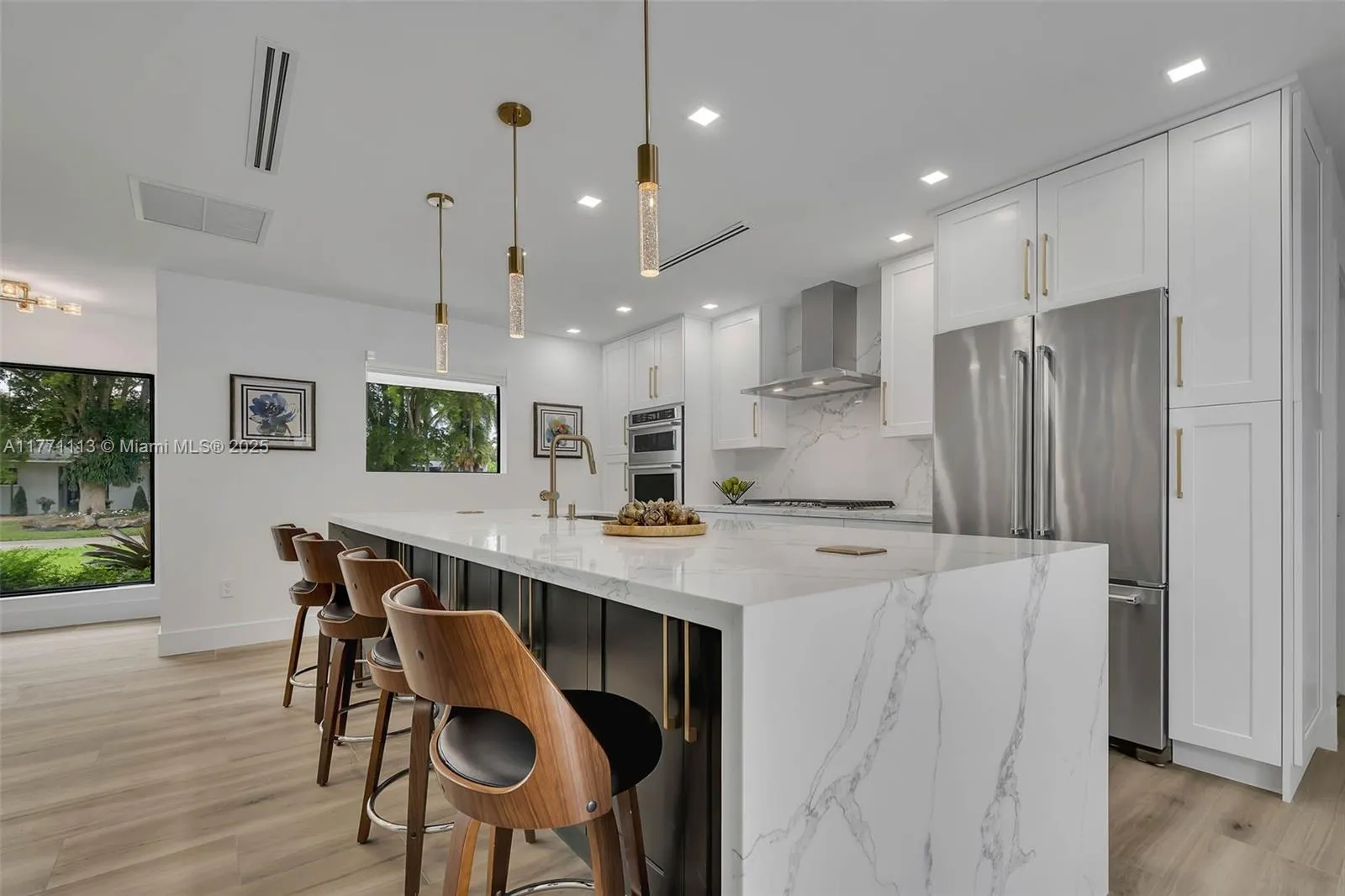 Miami, Florida 33176, United States, 4 Bedrooms Bedrooms, ,4 BathroomsBathrooms,Residential,Active,97693