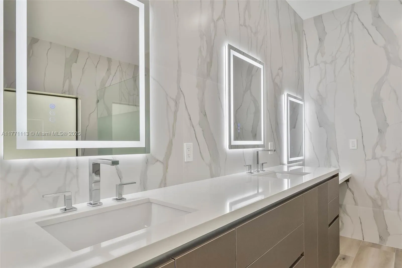 Miami, Florida 33176, United States, 4 Bedrooms Bedrooms, ,4 BathroomsBathrooms,Residential,Active,97693