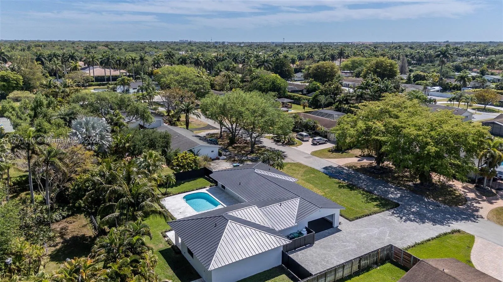 Miami, Florida 33176, United States, 4 Bedrooms Bedrooms, ,4 BathroomsBathrooms,Residential,Active,97693