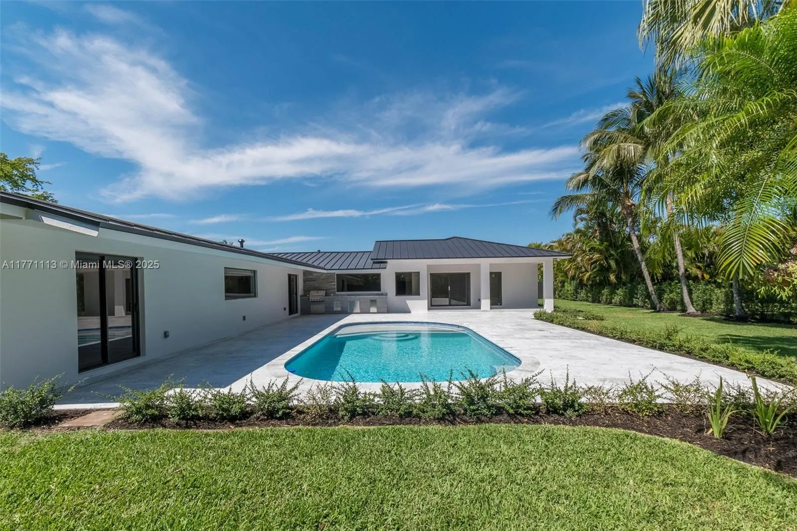 Miami, Florida 33176, United States, 4 Bedrooms Bedrooms, ,4 BathroomsBathrooms,Residential,Active,97693