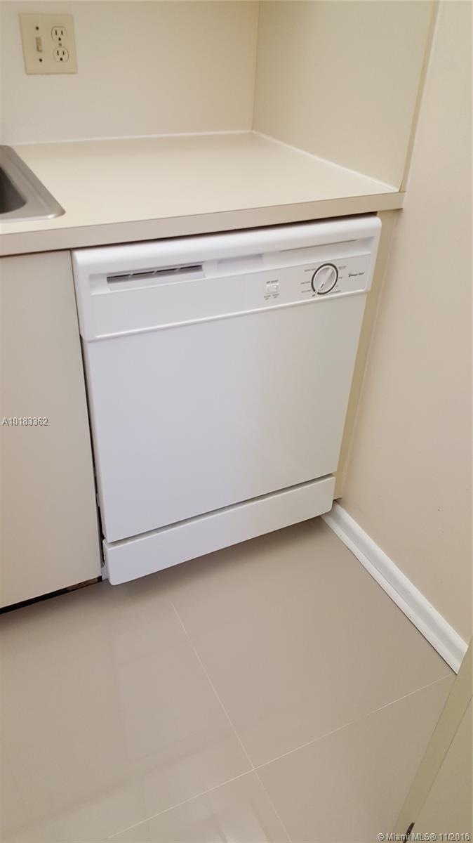 Kingsley At Century Villa - Residential Lease