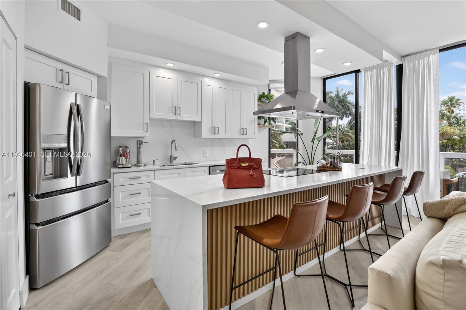 THE LANDMARK CONDO - Residential