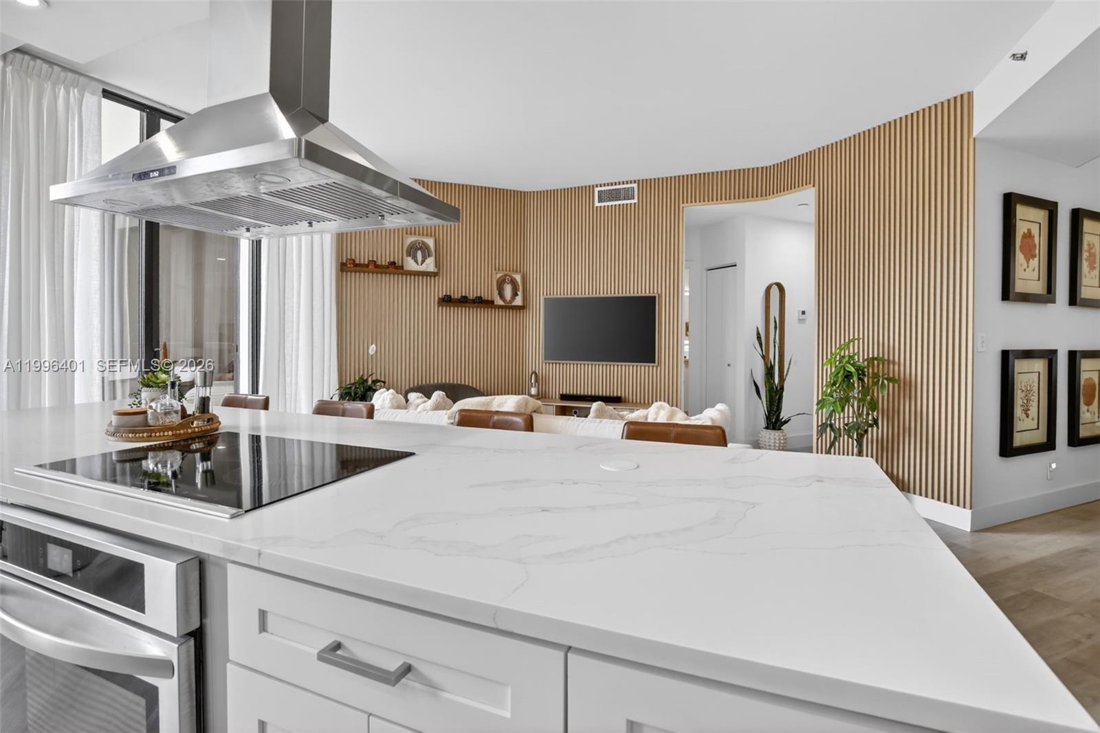 THE LANDMARK CONDO - Residential