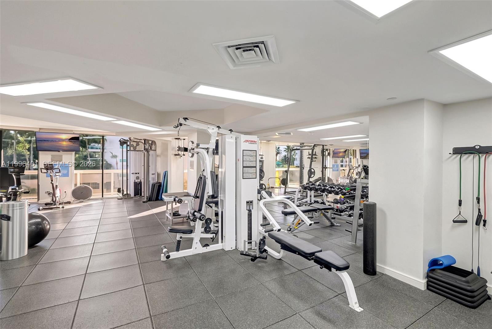 THE LANDMARK CONDO - Residential