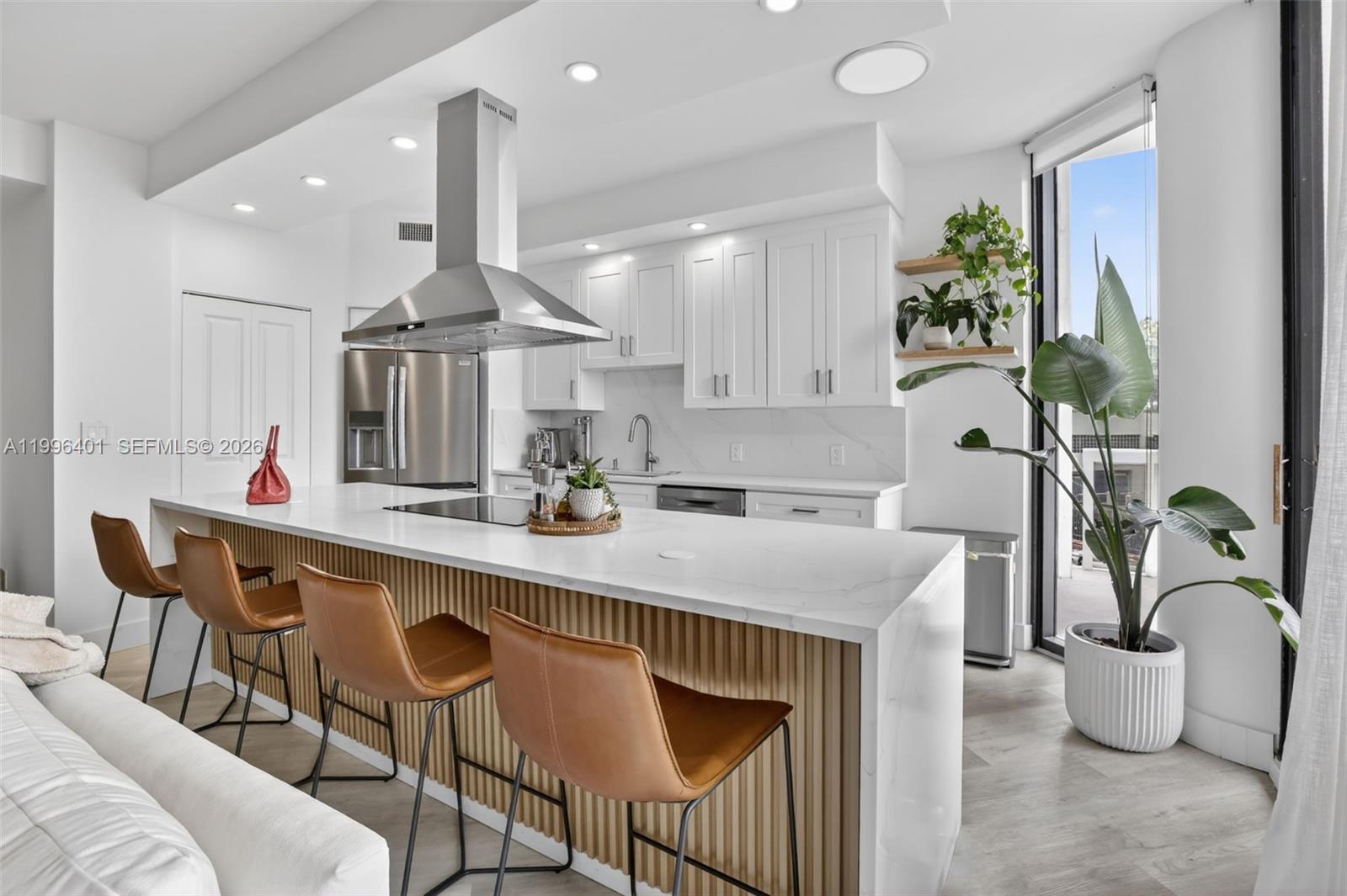 THE LANDMARK CONDO - Residential