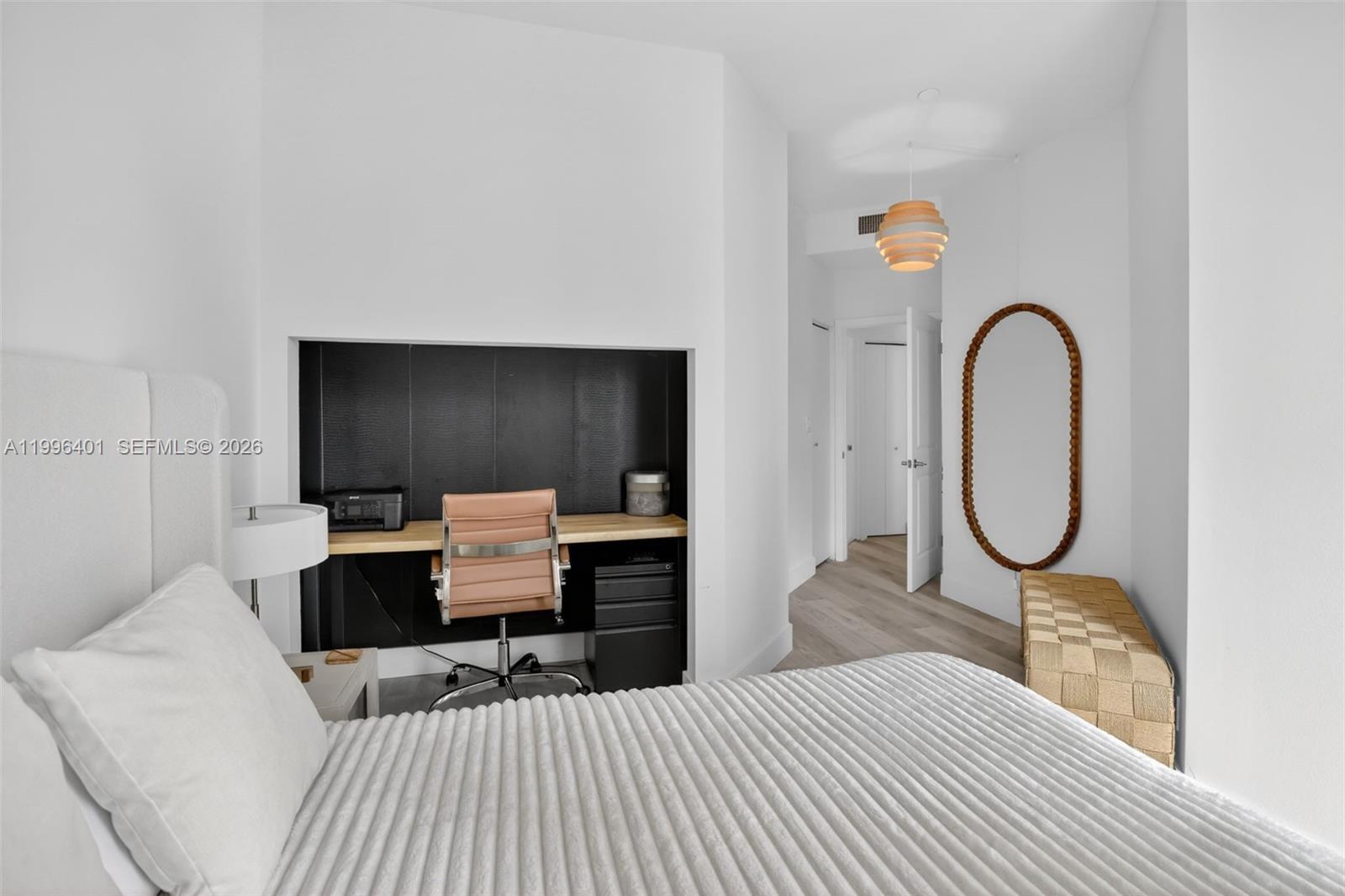 THE LANDMARK CONDO - Residential