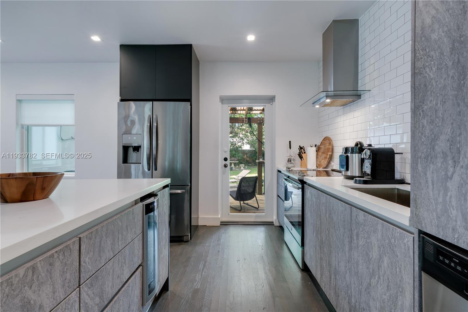 HOMEDALE - Residential