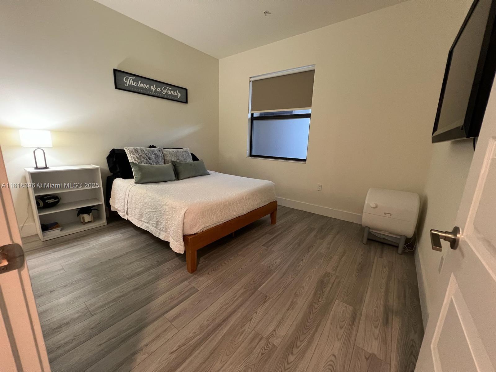 APEX AT PARK CENTRAL COND - Residential Lease