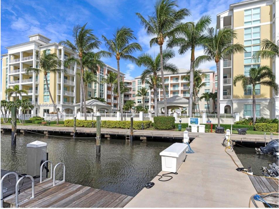MOORINGS AT LANTANA CONDO - Residential
