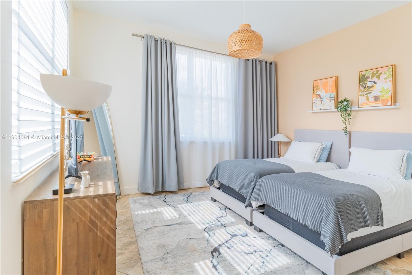 MOORINGS AT LANTANA CONDO - Residential