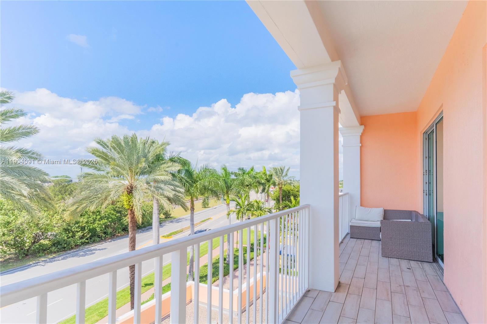 MOORINGS AT LANTANA CONDO - Residential