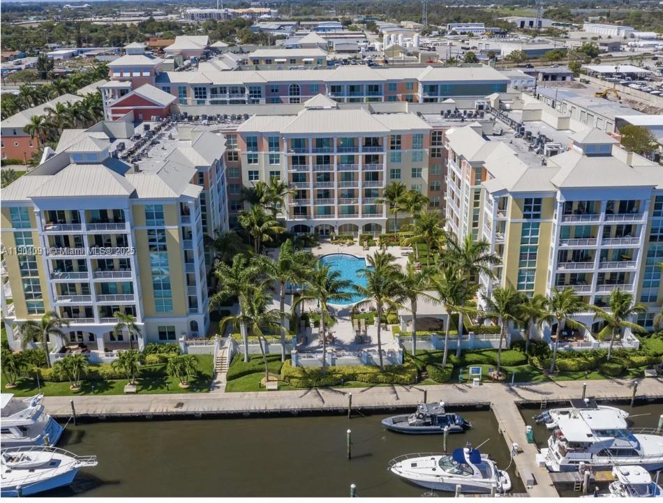 MOORINGS AT LANTANA CONDO - Residential