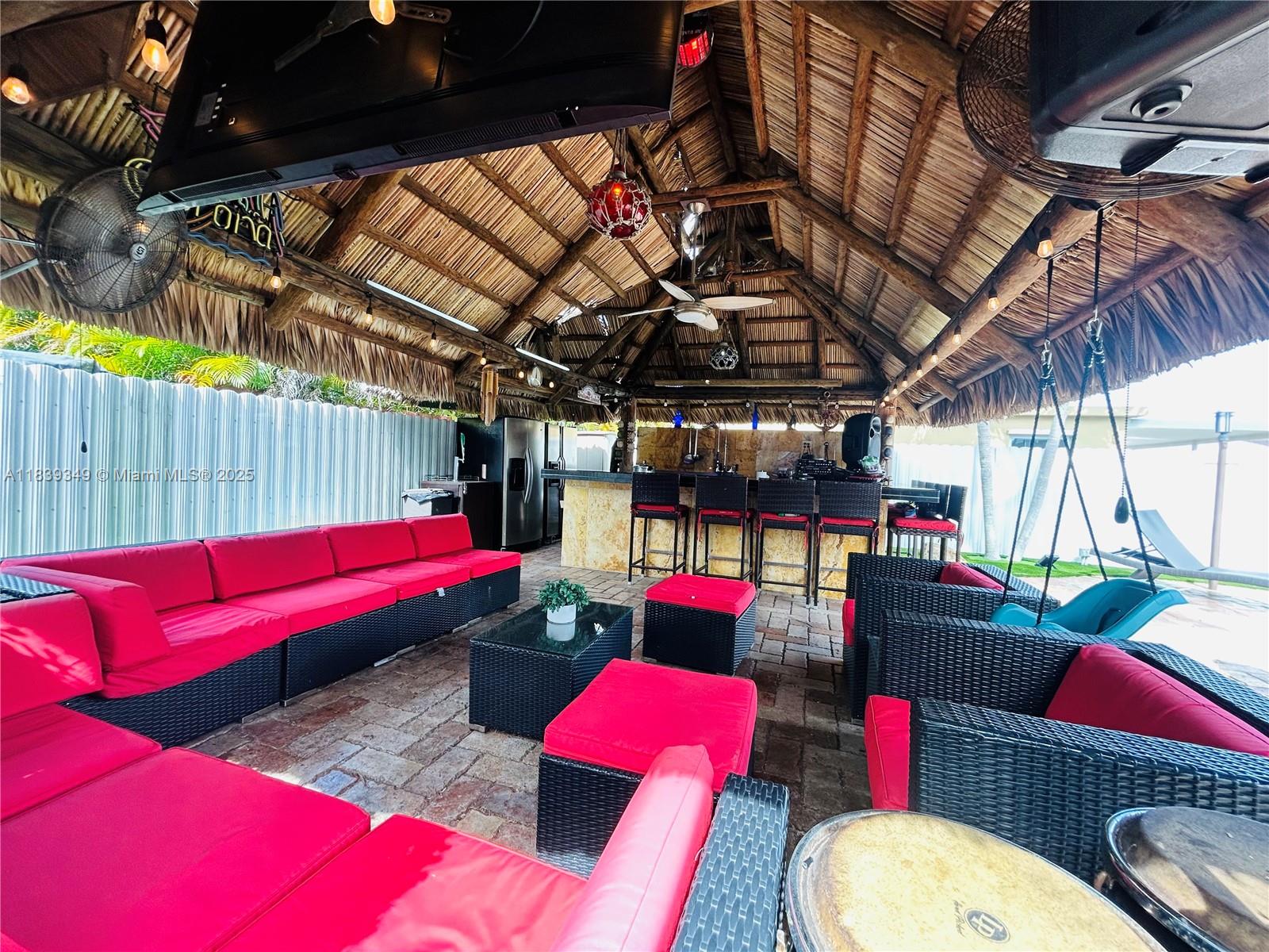 LUCY LEE SUB - Residential